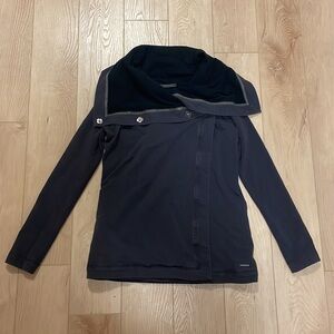 Lululemon Savasana Wrap, Charcoal & Black, sz 4